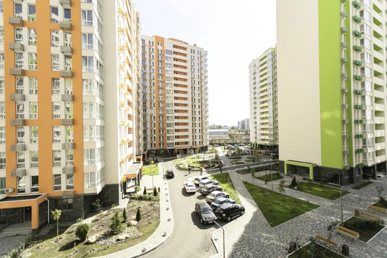 Petrovdom 78-170 Smart Comfort In Rc Nivki Park Kiev Dış mekan fotoğraf